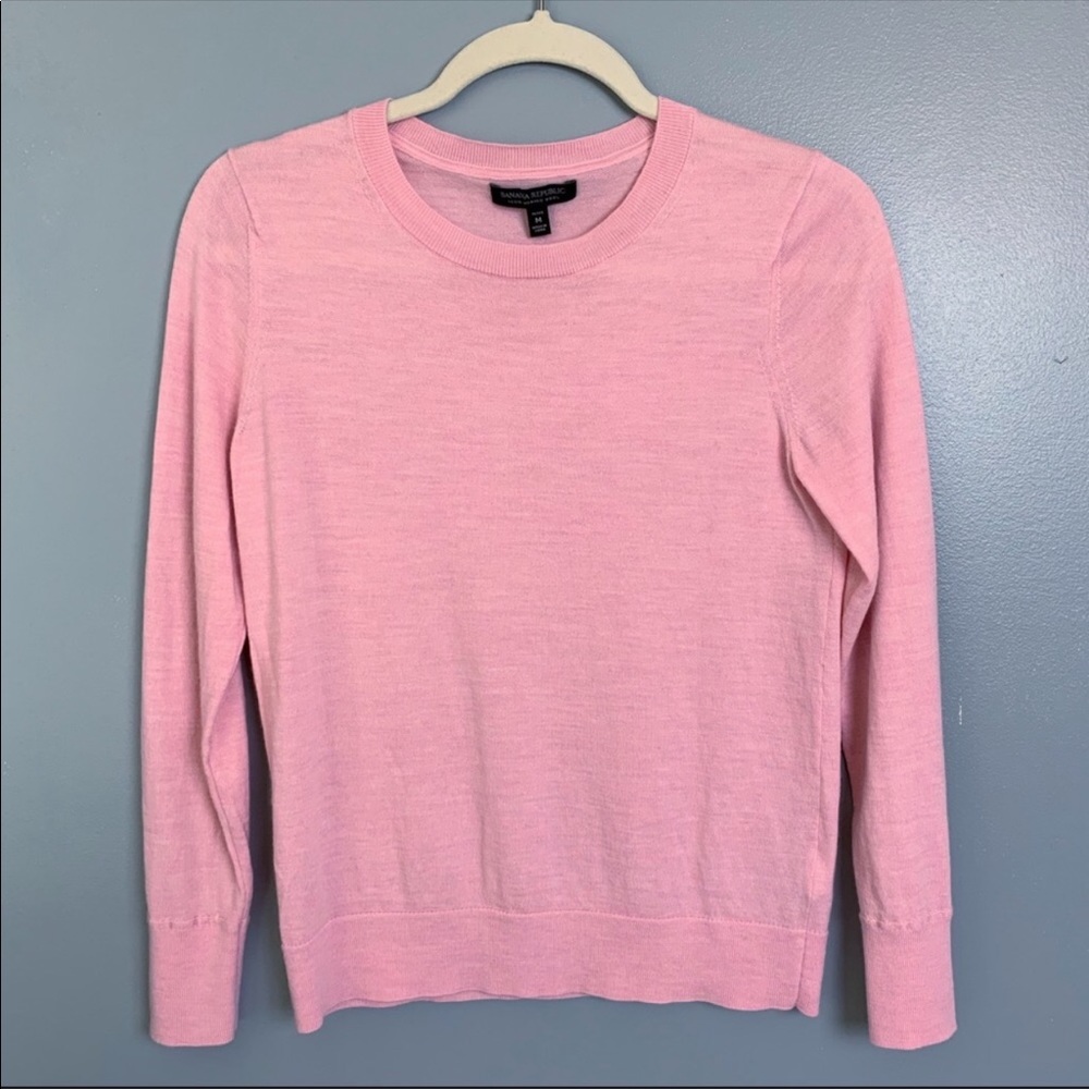 Banana Republic pink merino wool sweater